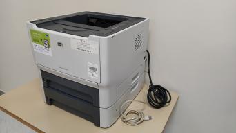 Photo détaillant le don HP LaserJet P2015dn