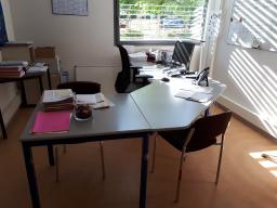 Photo détaillant le don LOT BUREAU ET CAISSON N°13