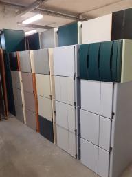Photo détaillant le don Lot de caissons bas pour bureaux