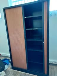 Photo détaillant le don Armoire métallique haute
