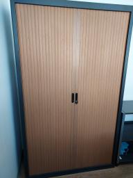 Photo détaillant le don Armoire métallique haute
