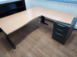 Photo détaillant le don Ensemble bureau de travail + caisson
