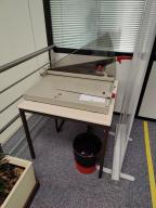 Photo détaillant le don 2 Tables 4 pieds