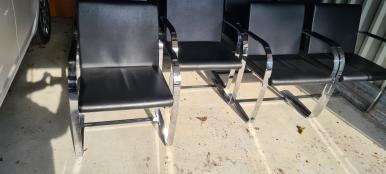Photo détaillant le don Chaises pour salle de réunion