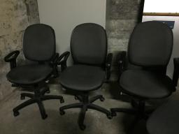 Photo détaillant le don Fauteuils et chaises de bureau