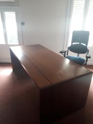 Photo détaillant le don Mobiliers de bureau du Tribunal administratif de Marseille