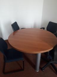 Photo détaillant le don Mobiliers de bureau du Tribunal administratif de Marseille