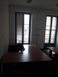 Photo détaillant le don Mobiliers de bureau du Tribunal administratif de Marseille