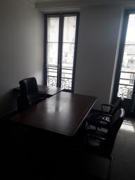 Photo détaillant le don Mobiliers de bureau du Tribunal administratif de Marseille