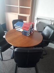 Photo détaillant le don Mobiliers de bureau du Tribunal administratif de Marseille
