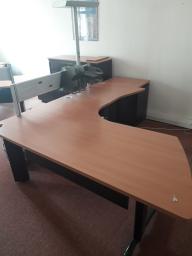 Photo détaillant le don Mobiliers de bureau du Tribunal administratif de Marseille
