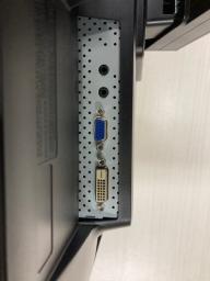 Photo détaillant le don Lot de 30 Ecrans LG 22"