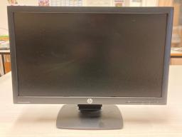 Photo détaillant le don Lot de 9 Ecrans HP 22"