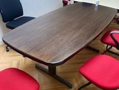 Photo détaillant le don Table et chaises
