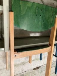 Photo détaillant le don mobilier de cantine administrative