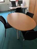 Photo détaillant le don Table + 4 chaises