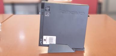Photo détaillant le don UC Lenovo M73 2.50GHZ 4Go RAM sans OS