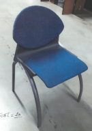 Photo détaillant le don Chaise bleue