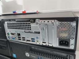 Photo détaillant le don 50 PC fixes (unités centrales) HP ProDesk 400 G3 cessibles par paquet de 10, compatibles Windows 10