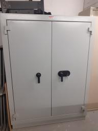 Photo détaillant le don Armoire forte blindée - Serrure à clé