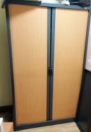 Photo détaillant le don Armoire métallique 2 portes coulissantes couleur marron (Référence 4472)