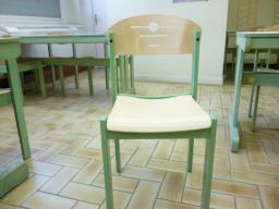 Photo détaillant le don Chaise bicolore