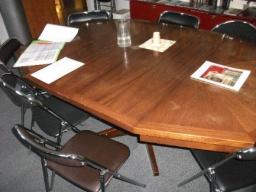 Photo détaillant le don Grande table