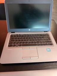 Photo détaillant le don Lot de 2 HP EliteBook 820 G3