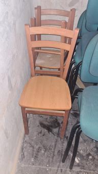 Photo détaillant le don Chaises en bois