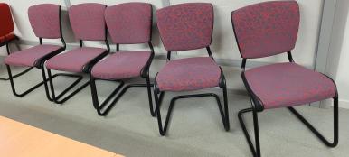Photo détaillant le don Lot de 5 chaises luges