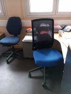 Photo détaillant le don Don d'un lot de 4 bureaux complets