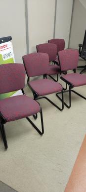 Photo détaillant le don Lot de 5 chaises luges