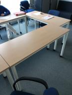 Photo détaillant le don Don d'un lot de 4 tables