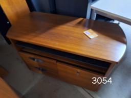 Photo détaillant le don Ensemble de mobilier de bureau en bois laqué