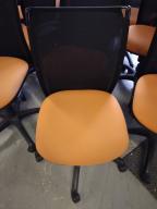 Photo détaillant le don Chaises