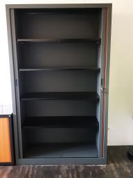 Photo détaillant le don armoire haute 198x45