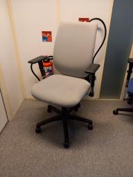 Photo détaillant le don FAUTEUIL DE BUREAU