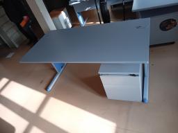 Photo détaillant le don Bureaux
