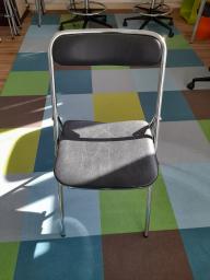 Photo détaillant le don CHAISES PLIANTES