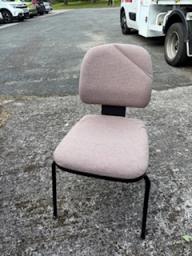 Photo détaillant le don 11 chaises - coloris beige