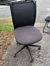 Photo détaillant le don 1 fauteuil - coloris noir