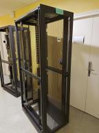 Photo détaillant le don 5 Baies de brassage pour salle serveurs