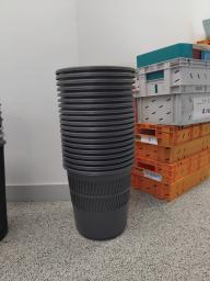 Photo détaillant le don Poubelles de bureau