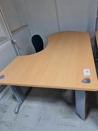 Photo détaillant le don Bureau d'angle 160 x 120 x 80 cm