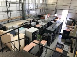 Photo détaillant le don lot mobiliers bureaux