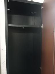 Photo détaillant le don Armoire vestiaire en bois
