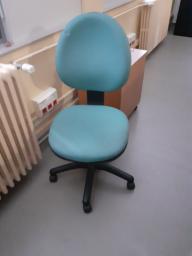 Photo détaillant le don Chaises de bureau à céder