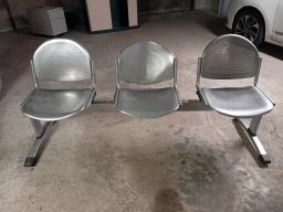 Photo détaillant le don Banc d'accueil