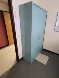 Photo détaillant le don Lot de 20 armoires de bureau