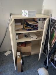 Photo détaillant le don Armoire basse